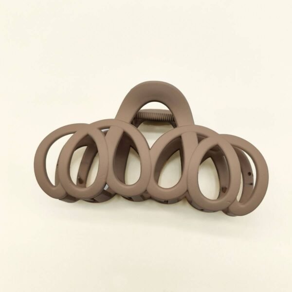 Swirl Hair Claw - Image 2